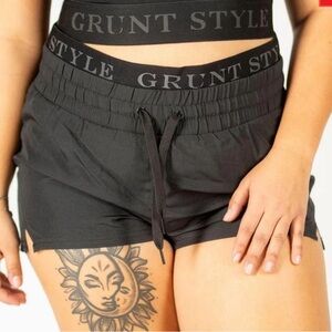 women’s grunt style hybrid shorts